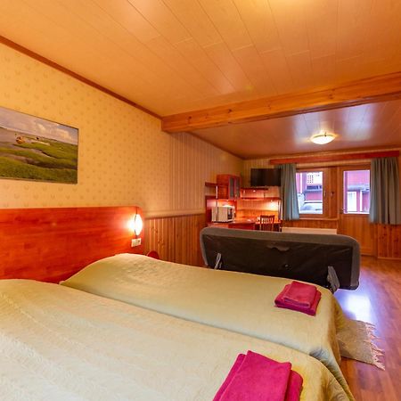 Padu Hotell Kardla Bilik gambar